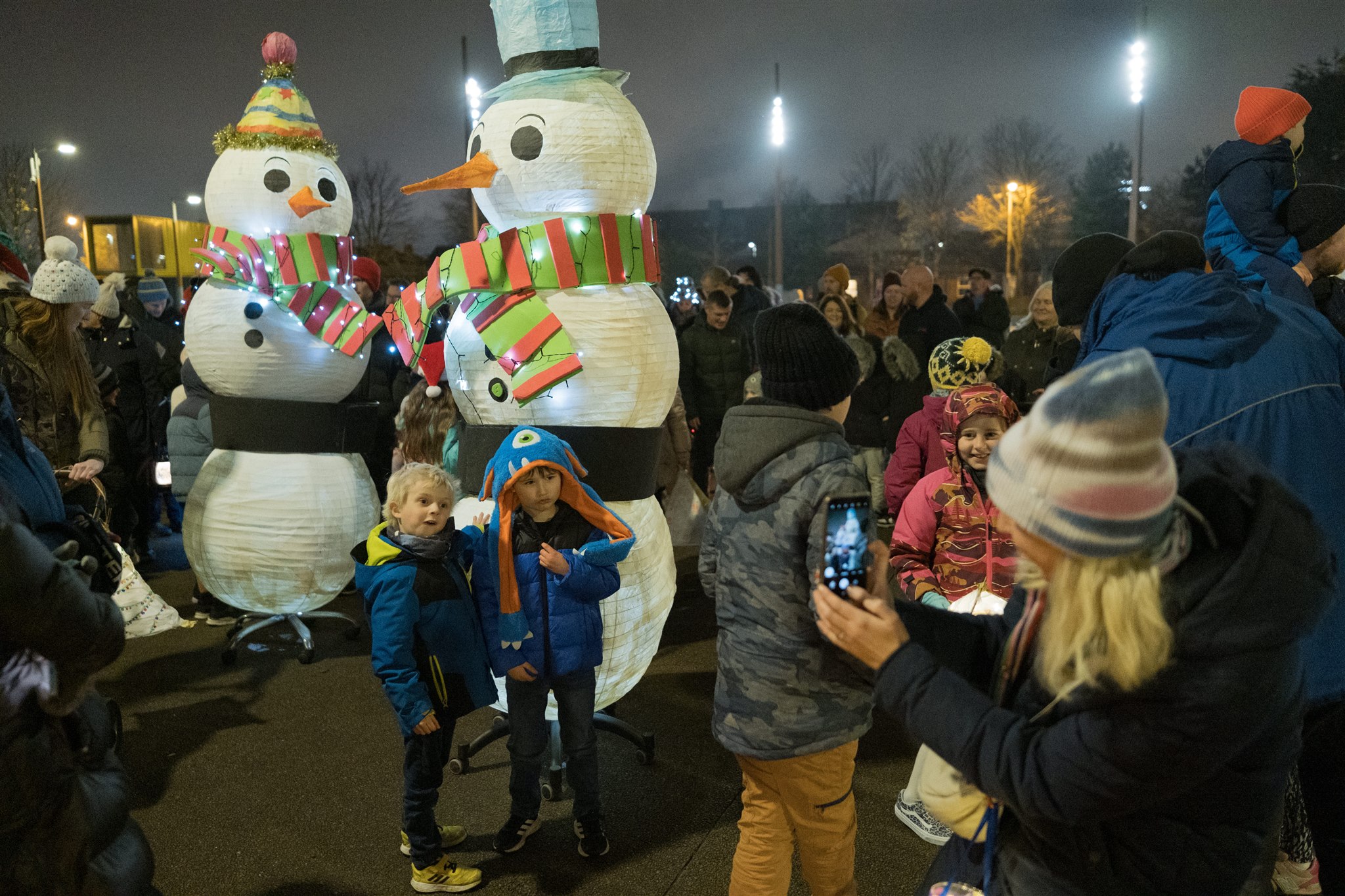 light up paper snowmen at the Wandsworth lantern parade